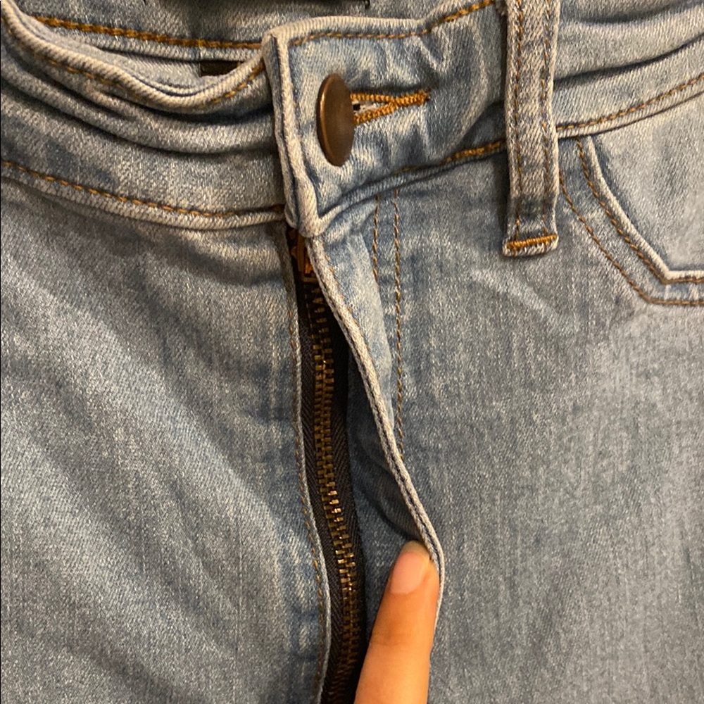 Fashion Nova High Rise Blue Jeans Slim Fit - Picture 4 of 9